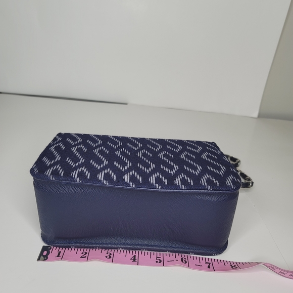 Cross body and shoulders bag. - Picture 10 of 12